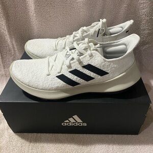 Adidas Sensebounce+ mens 9/womens 10